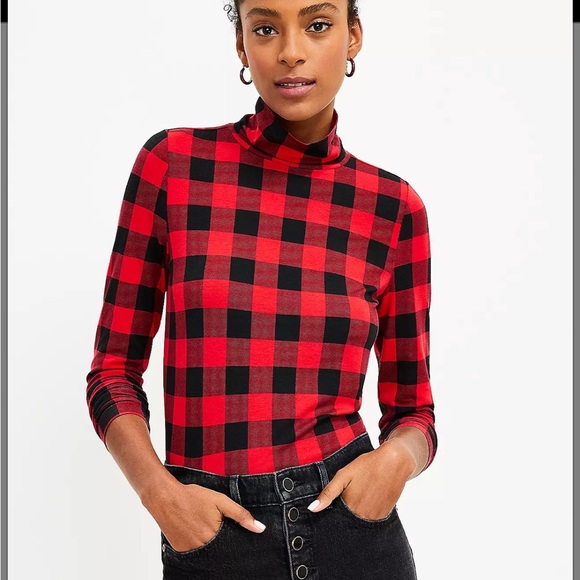 LOFT
Buffalo Plaid Long Sleeve Turtleneck
Small - Picture 1 of 2